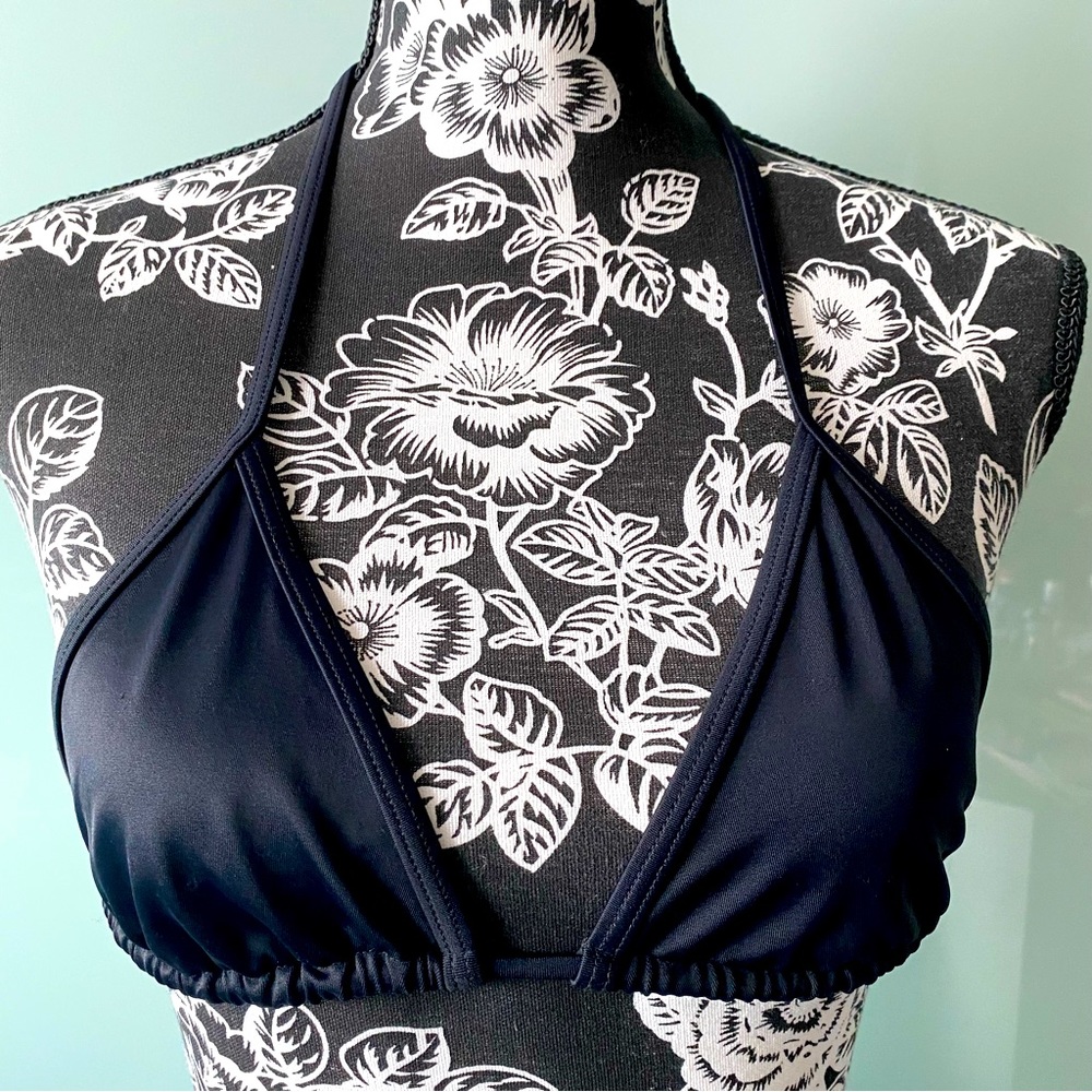 Victoria’s Secret triangle bikini top